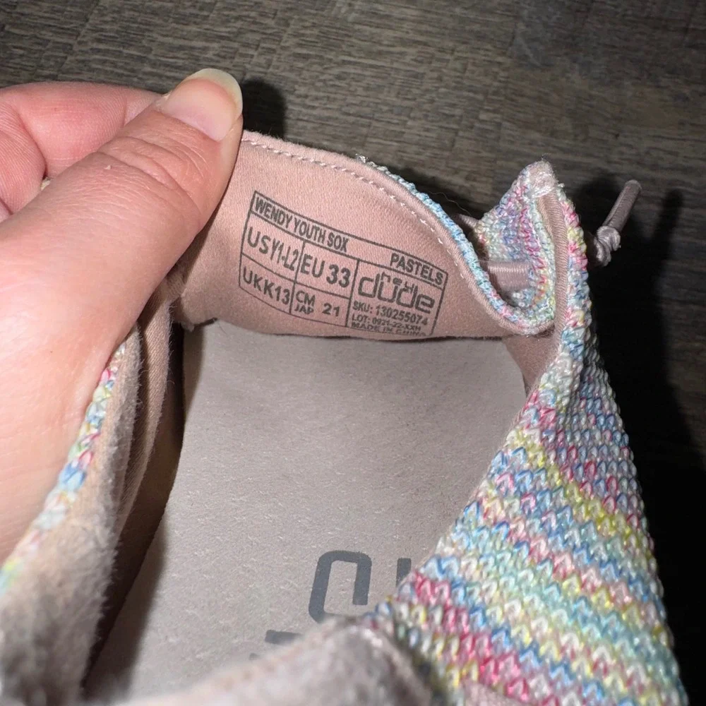 Hey Dude Wendy Youth Sox Pastels Rainbow Knit Slip On Shoes Kids‎ Size 2
